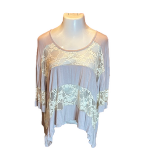 URBAN OUTFITTER’s SPARKLE & FADE Lilac Purple & Cream Lace Hi-Lo Top Size M